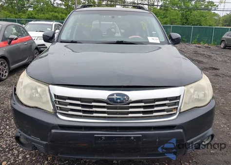 2010 Subaru Forester 2.5X Premium z USA, uszkodzony, nr VIN JF2SH6CC7AH754558